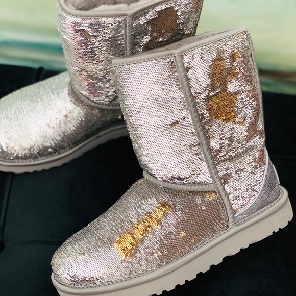 Uggs Classic Short Sequin Boots SOLD OUT - Picture 4 of 9